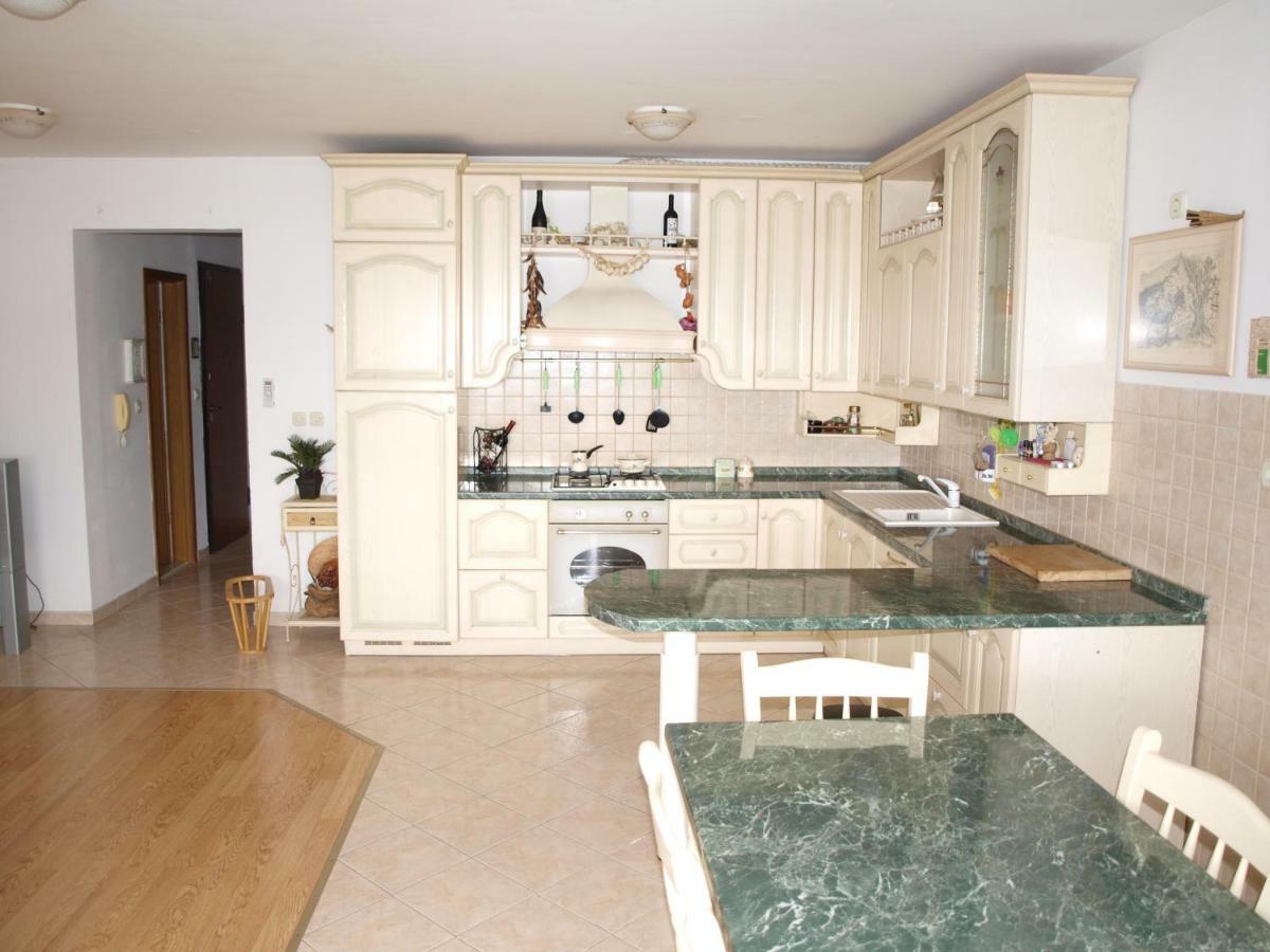 Apartment With A Magical View Сплит Екстериор снимка